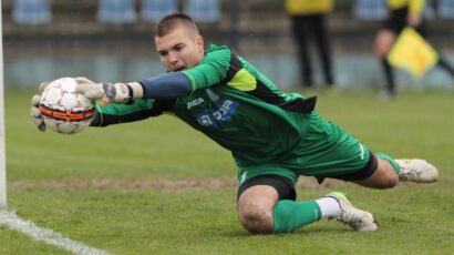RADNIČKI DOBIO POJAČANJE MEĐU STATIVAMA: Stefan Čupić stao na gol Kragujevčana!