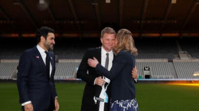 UPRAVA NJUKASLA POTVRDILA NAGAĐANJA: Podržaćemo Haua u januarskom prelaznom roku!