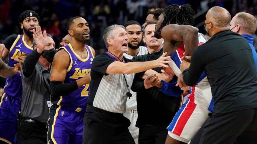 LEBRON DŽEJMS JE ZARADIO SUSPENZIJU: Da li je ovo adekvatna kazna za "kralja"?