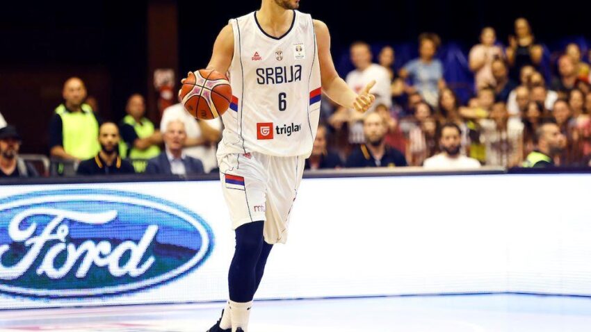 SRPSKI KOŠARKAŠ KOLABIRAO NA TRENINGU: Stevan Jelovac hitno prevežen u bolnicu!