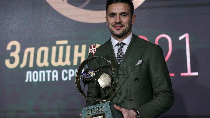 TADIĆ IMA SAVET ZA MITROVIĆA: Voleo bih da ga vidim u velikom klubu, može više od Čempionšipa!