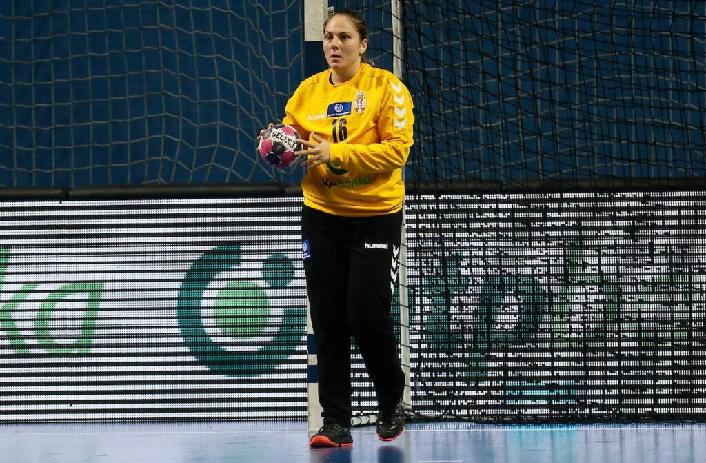 jovana risović-srbija