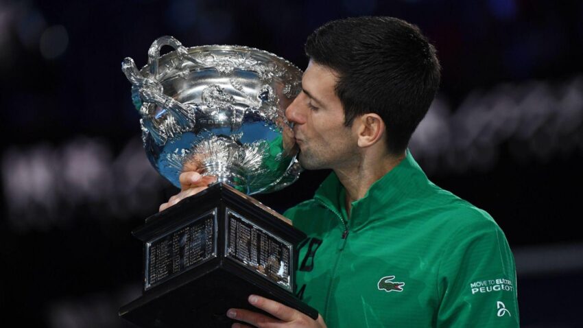 NOVAK ĐOKOVIĆ, VEČITA ZAGONETKA: Najnovije recenzije biografije svetskog broja bacaju potpuno novo svetlo na njegov život!
