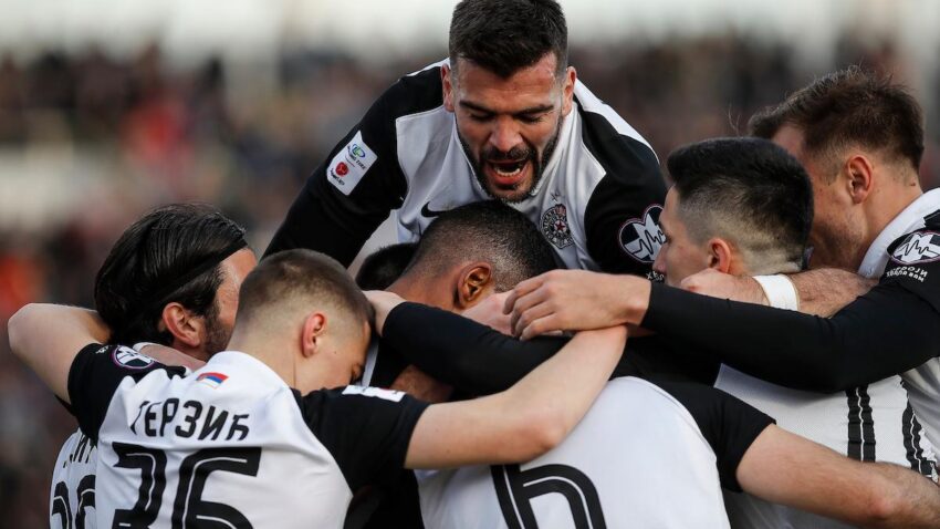 CRNO-BELI SE PODIČILI PODVIGOM: Partizan poslao poruku nakon pobede nad Spartom!