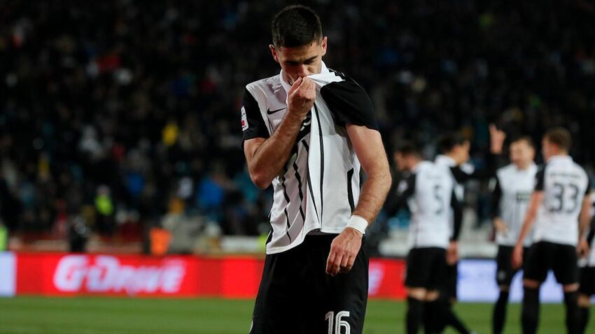KAKO BEZ KAPITENA? Problem za problemom u Humskoj - da li Partizan može da nadoknadi eventualni odlazak Zdjelara?!