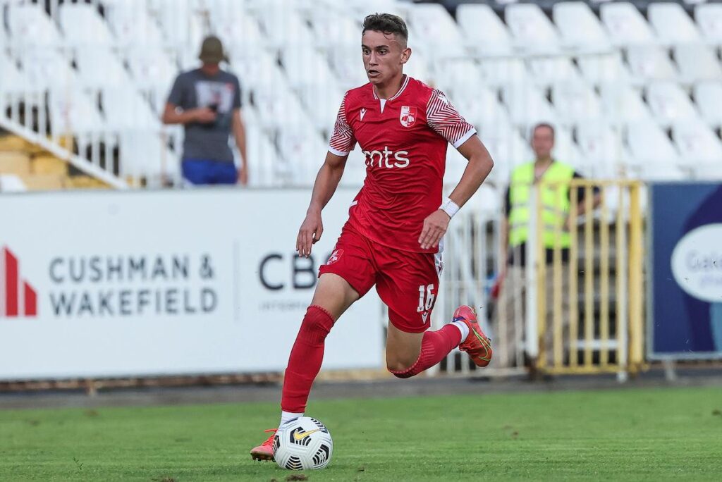 ZANIMLJIVA ODLUKA: Odbio Zvezdu i Partizan da bi ostao u Radničkom! 1 stefan mitrović-radnički niš