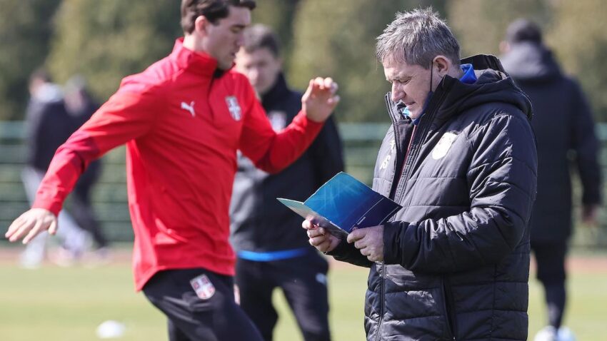 DA LI JE POSLUŠAO MENE ILI LJUDE OKO SEBE... Šta Piksi misli o Vlahovićevom transferu u Juventus?