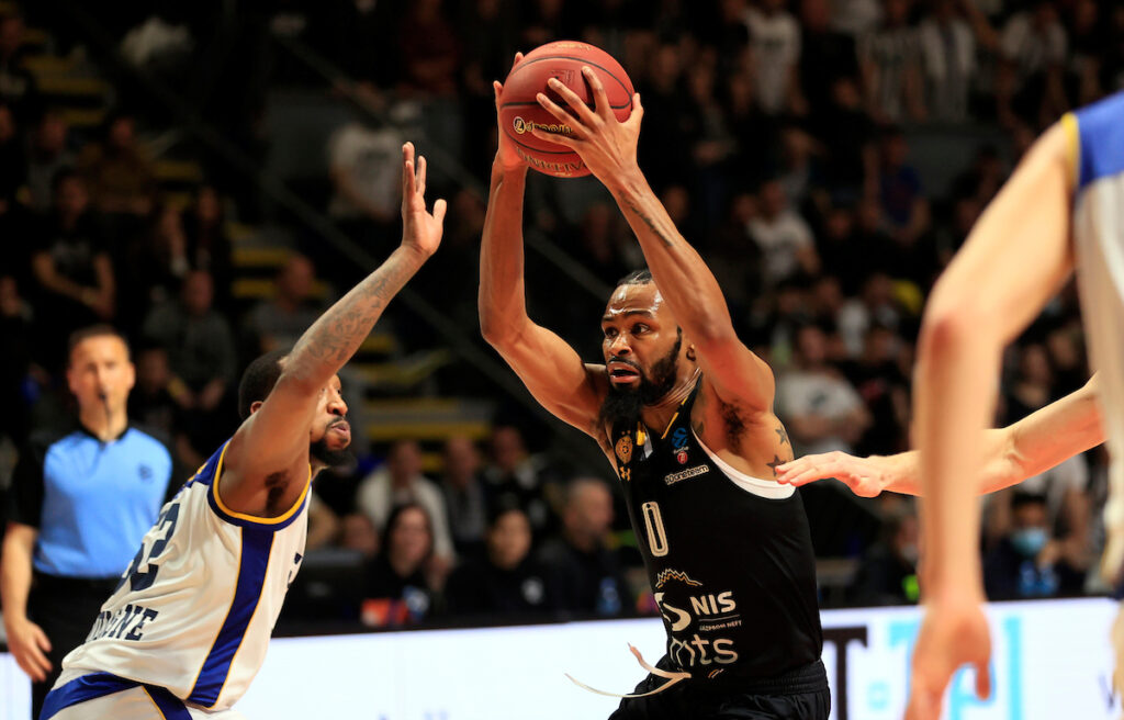 partizan-metropolitan-kevin panter