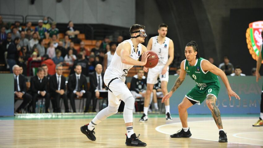 PARTIZAN PREGAZIO SLASK: Nova velika pobeda, drugo mesto osigurano!