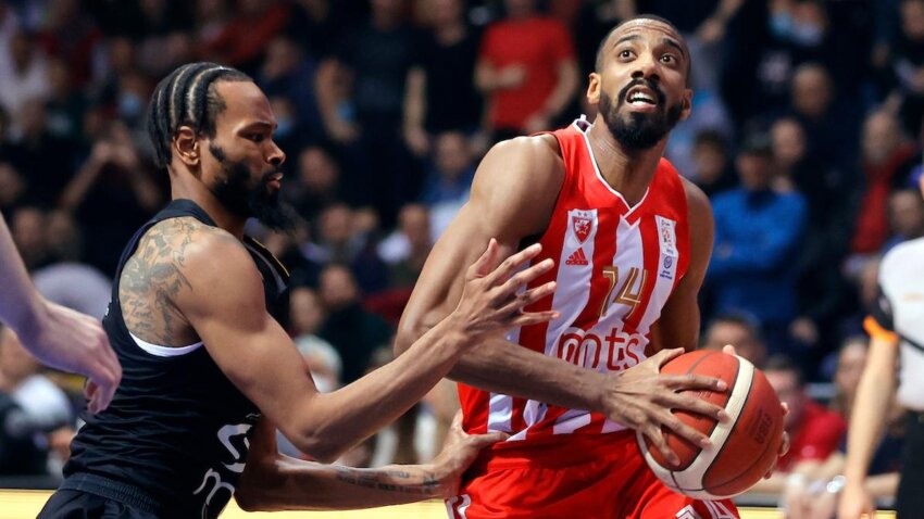POBEDA CRNO-BELIH ILI DOMINACIJA "VEČITOG" RIVALA: Zvezda ima recept - zaustavi Pantera, zaustavio si Partizan!