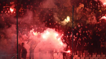 HAOS U FRANCUSKOJ: Žestok sukob navijača PAOK-a i Marseja! (VIDEO)