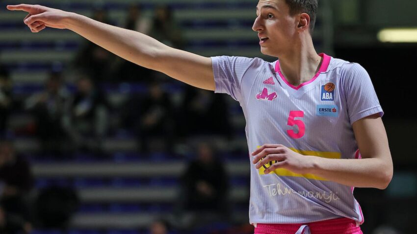 ČISTKA PRED DRAFT: Dva Srbina hoće u NBA ligu, jedan povukao prijavu!