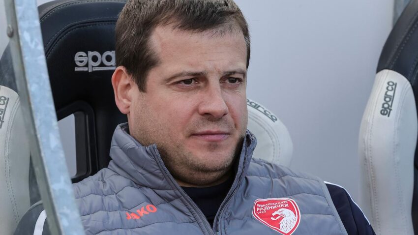 LALATOVIĆU NEKE STVARI NISU JASNE: Kao što vidite... Ne znam šta se dešava sa tim klubom!