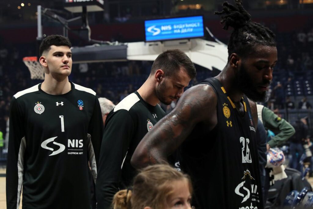CRNO-BELA KATASTROFA: Pet ključnih trenutaka u debaklu Partizana! 1 partizan