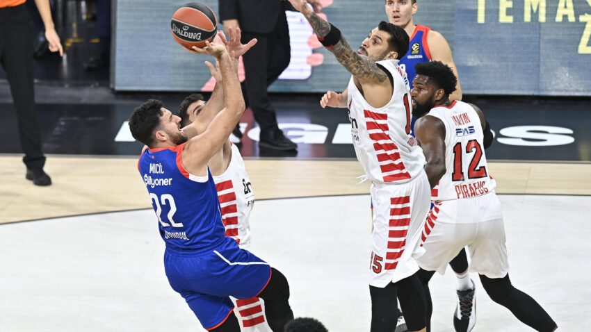 SVI PUTEVI VODE U ARENU: Grčka apokalipsa ili branilac trofeja, Real ili Barselona?