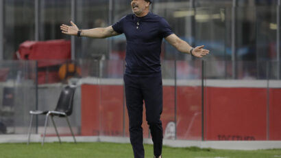 KRAJ LJUBAVI: Siniša Mihajlović dobio otkaz u Bolonji, legendarni vezista mogao bi da dođe na njegovo mesto!