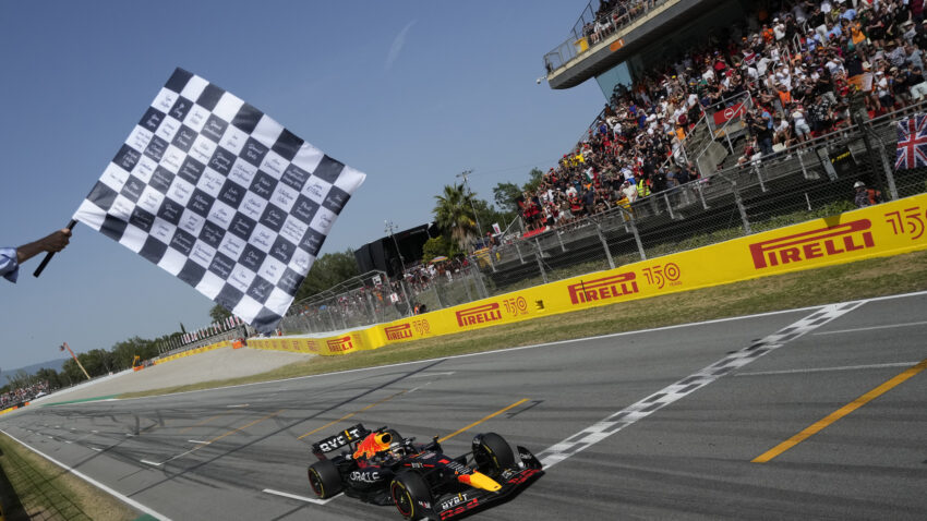 DUPLA POBEDA RED BULA: Leklera izdao motor, Ferstapen i Peres na prva dva mesta!