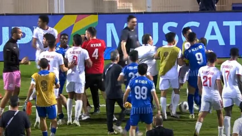 HAOS U AZIJI:  Ludilo posle meča AFC kupa - teren se pretvorio u ring! (VIDEO)