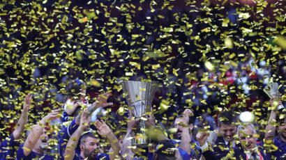 LUDNICA U SVLAČIONICI EFESA: Ovu atmosferu morate da pogledate! (VIDEO)