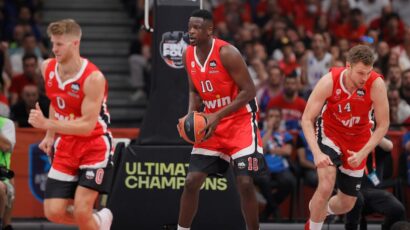 SPAVALI SMO MOŽDA ČETIRI SATA: Centar Olimpijakosa teško podneo poraz od Efesa!