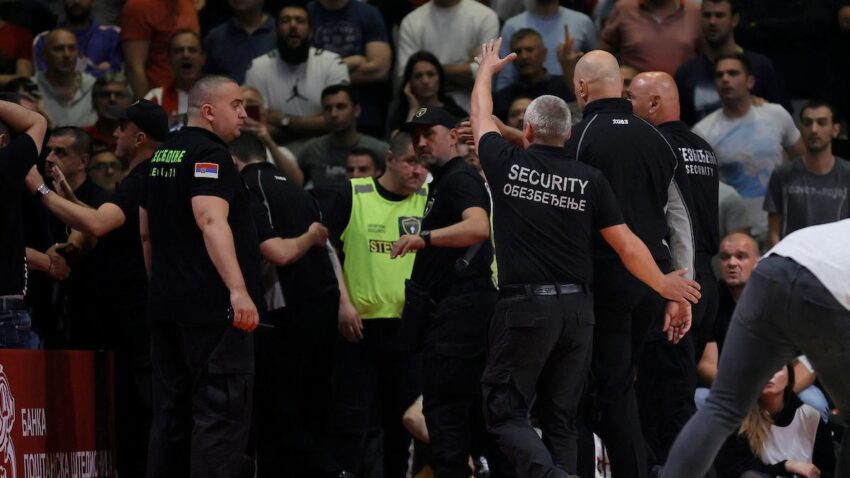 PAKAO DERBIJA: Neizvesna završnica, pa tačka ključanja - Lazić, Dobrić i Mitrović spasili košarkaše Partizana napada "Delija"! (VIDEO)