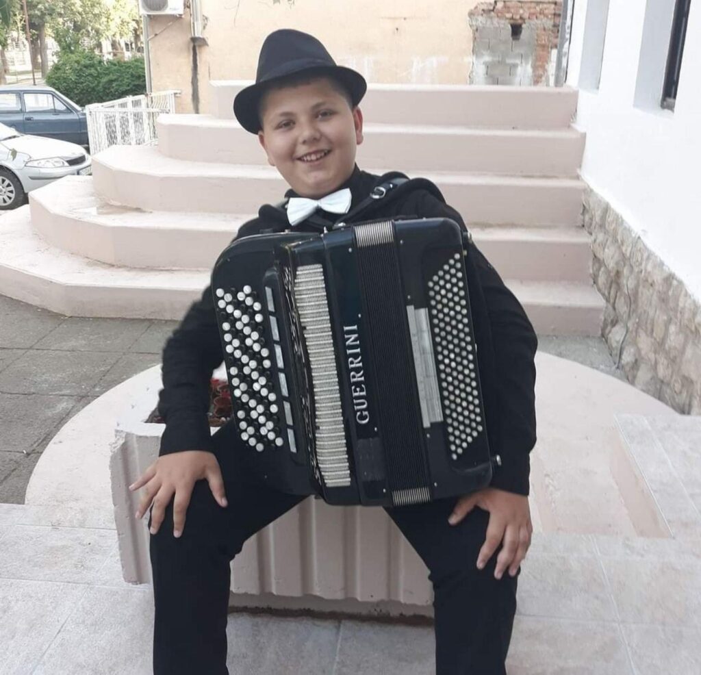 kompanija meridian-sava-humanitarna akcija-harmonika