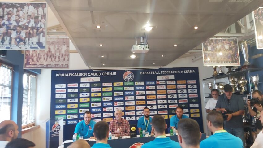 ŠAMPIONI STIGLI U SRBIJU! Majstorović: Posle OVE utakmice sam znao da osvajamo zlatnu medalju!