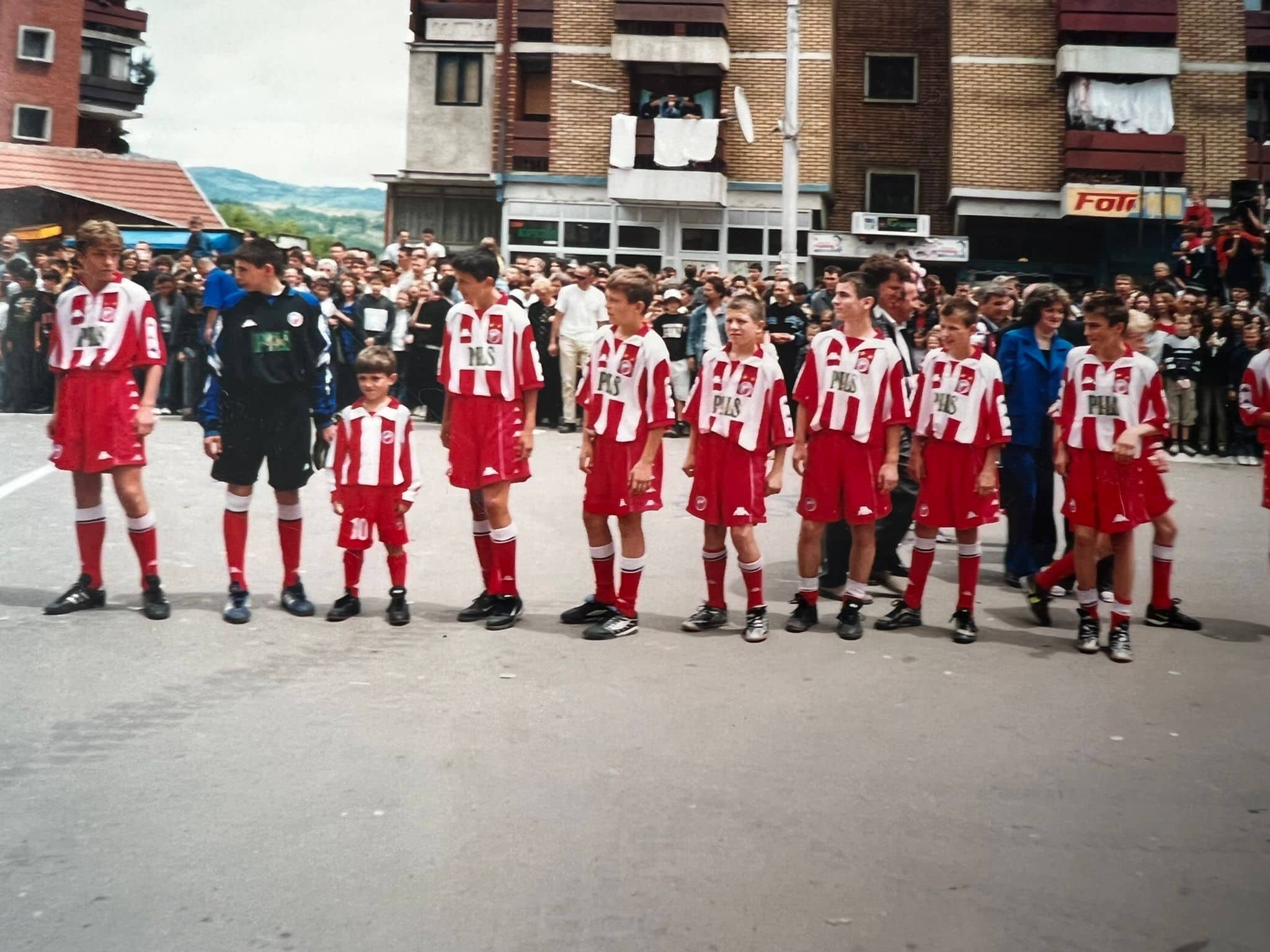 FILMSKA PRIČA ZVEZDINOG ĐAKA: Majka učestvovala u dolasku Piksija na Marakanu, a on od otpisanog stigao blizu Brazila! 1 Žarko Ilić