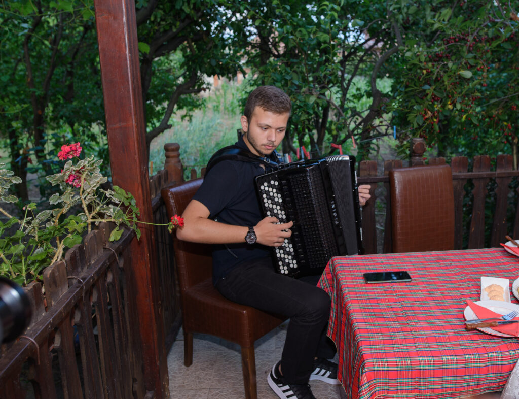 meridian-kosovo-sava-harmonika