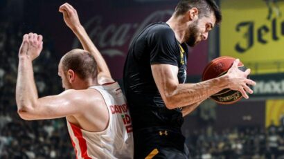 USLOVI ZA IGRU? Zagorac napustio teren zbog povrede – kakvo je stanje košarkaša Partizana? (FOTO)