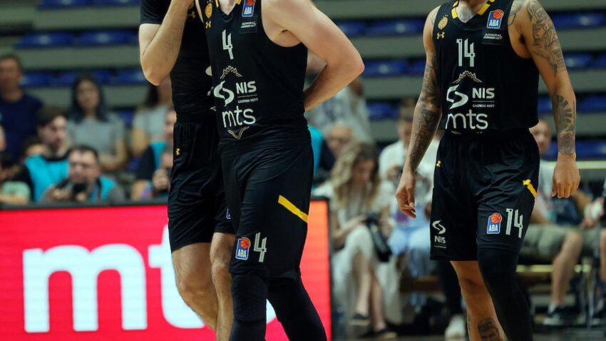 DEMONSTARACIJA SILE U PIONIRU: Partizan razmontirao Zvezdu i zakazao majstoricu!