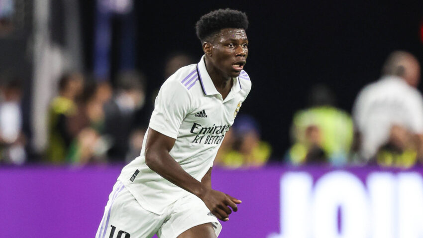 Čuameni o životu fudbalera: Ljudi nas vole i mrze u isto vreme