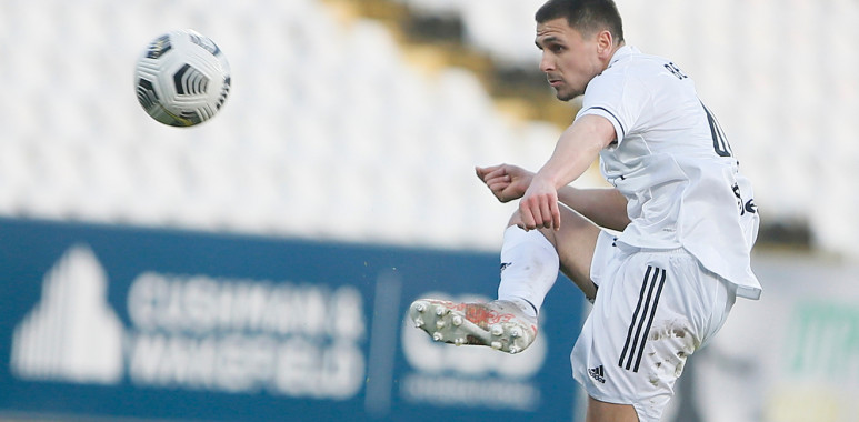 SAD I ZVANIČNO: Kristijan Belić potpisao za Partizan, vezni red pojačan!