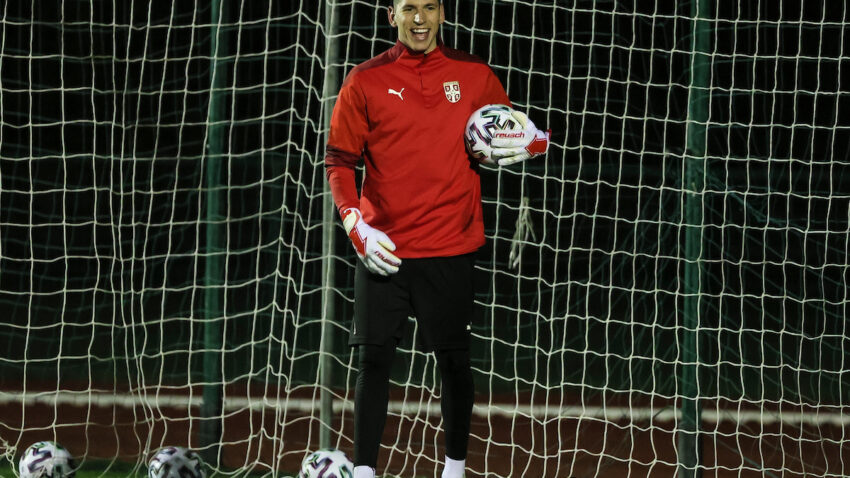 STOLICA JE NEZADOVOLJAN: Partizan krenuo po golmana reprezentativnog kalibra!