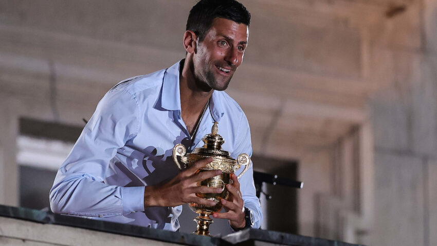 "MISLIM, JE L? MENE NEKO ZEZA?" Mekinro skida kapu "gospodinu" Đokoviću i poručuje: Molim vas, neka neko nađe rešenje!