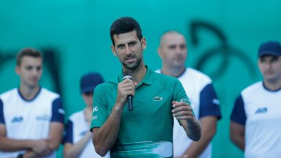MOŽE I BEZ TENISA: Novak i košarkaš Reala zajedno na basketu – Đoković još jednom oduševio fanove! (FOTO, VIDEO)