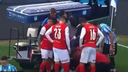 AH, TI ARGENTINCI… Navijači “nokautirali” fudbalera RIBOM!? (VIDEO)