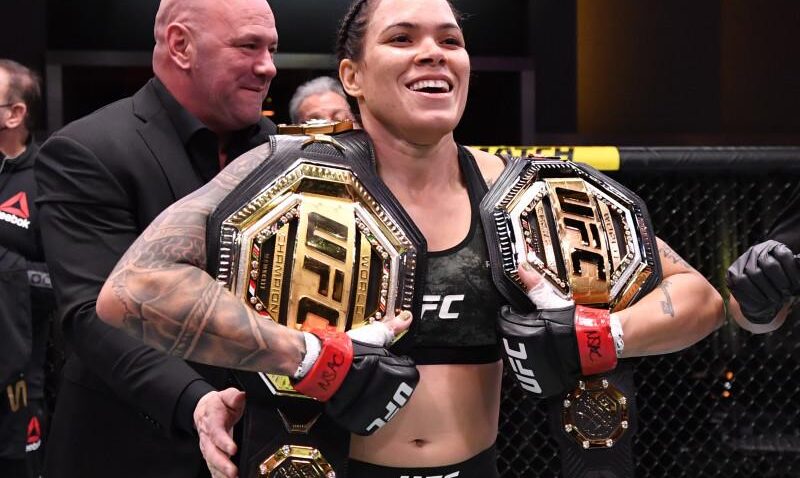 NUNJEZ POSLALA PENJU U PENZIJU: Venecuelanka ostala bez pojasa i komada čela!