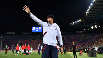 VRUĆA PORUKA IZ BOLONJE: Mihajlović na meti navijača – svi oni su ista g**na!