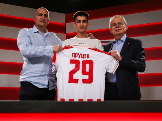 NOVO LICE NA MARAKANI: Jegor Prucev je novi igrač Zvezde!