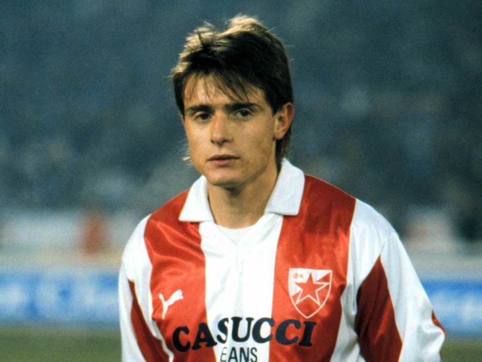 LICE U LICE 34 GODINE KASNIJE: Legenda Milana dočekala Piksija na "San Siru" (FOTO) 1 Dragan Stojkovic Piksi