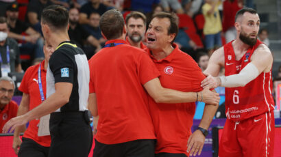 ATAMAN BESAN: Sve na ovom turniru je skandalozno, policija je napala naše igrače!