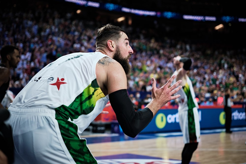LUDILO EVROBASKETA: Seča favorita, greške sudija, tuča ispred svlačionice, pesma Bosanaca - šta nas tek čeka u nastavku takmičenja?! (VIDEO) 1 litvanija-košarka-evrobasket