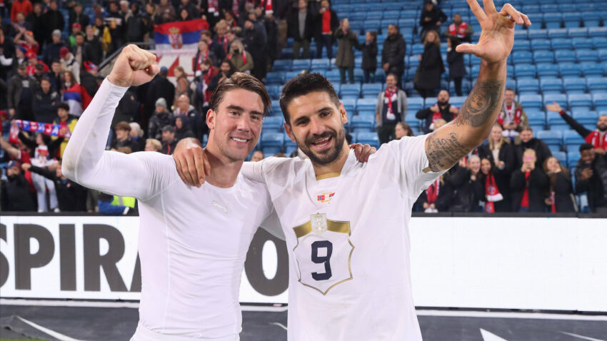FIFA HVALILA SRBIJU: Mitrović i Vlahović su kao vozači F1!
