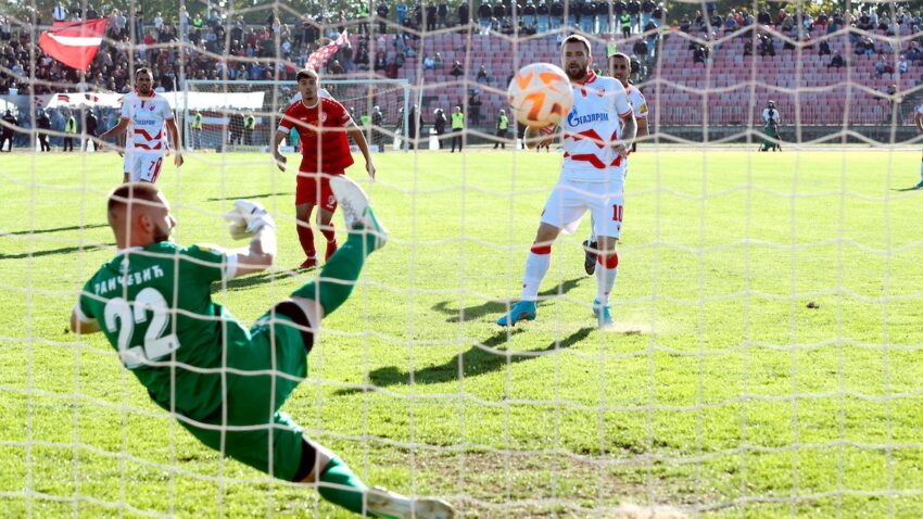 ZVEZDA NASTAVILA POBEDNIČKU SERIJU: Minimalna pobeda crveno-belih u Kragujevcu!