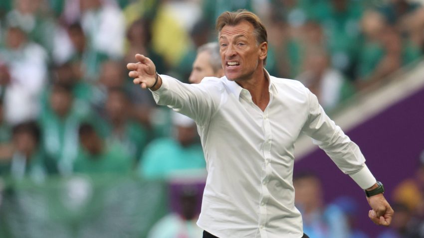 Paunović bi mogao da bude krivac za otkaz Francuza, i to samo dva meseca pred Mundijal