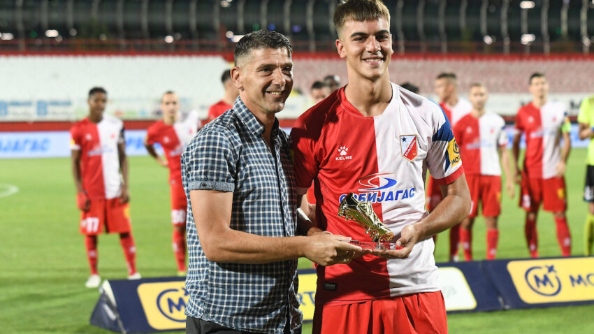 Ništa od Zvezde - srpski vunderkind ne želi da ostane u Srbiji