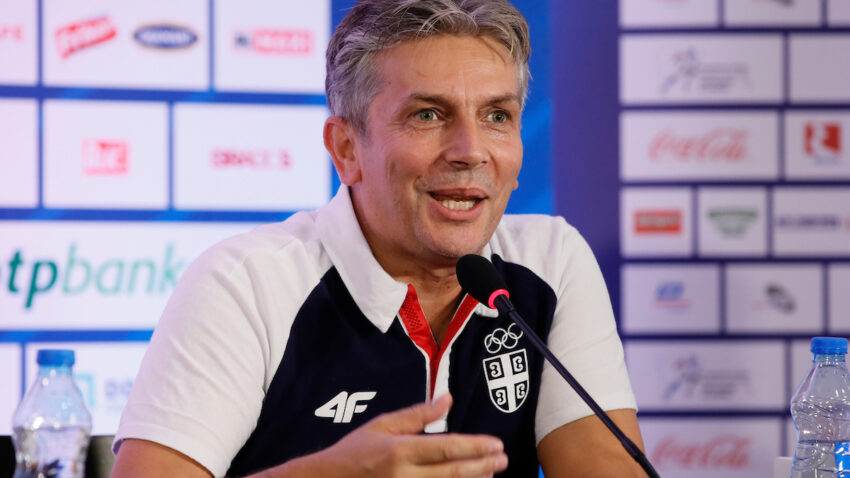 SRBIN BEZ PREMCA: Dragan Jović proglašen za najboljeg tekvondo trenera!