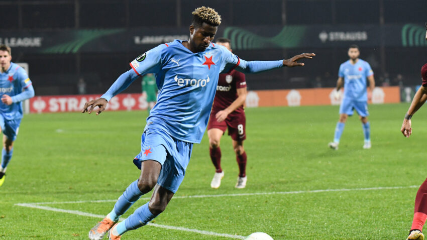 Praški derbi rastužio i obradovao Olajinku u isto vreme, Zvezdi odlična pozicija u žrebu Lige šampiona