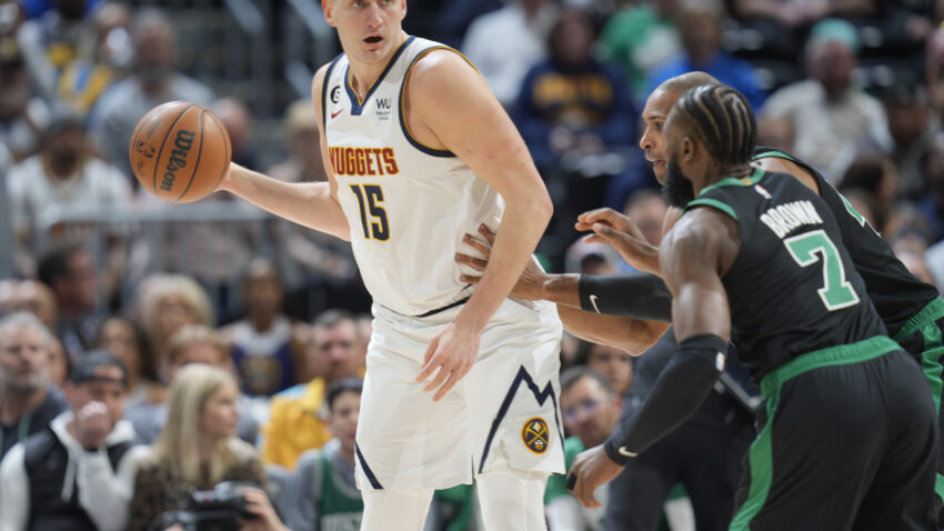 Nova godina, stari Jokić: MVP savršenom partijom srušio Boston! (VIDEO)